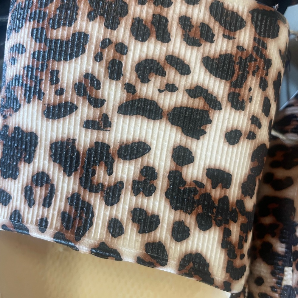 Leopard cloud slides - Picture 4 of 4